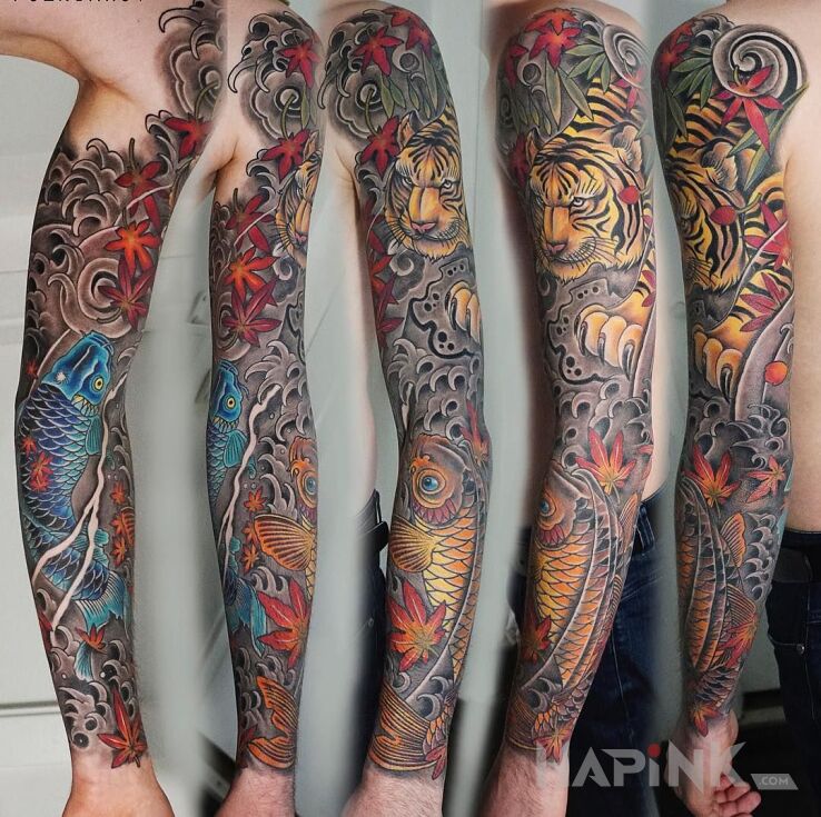 Tattoo Japonia w rękawie in sleeves motif and japanese / irezumi style on the upper arm