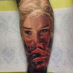 Tattoo Daenerys on the calf motif: 3D style: realistic