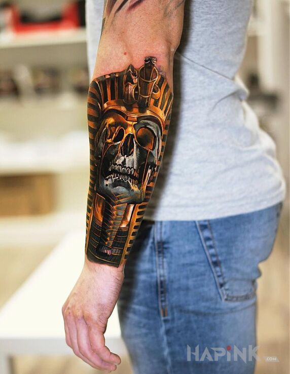 Tattoo Był sobie faraon in colorful motif and realistic style on the forearm