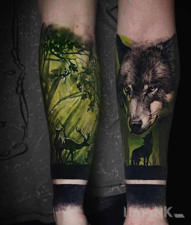 Tattoo Super zieleń in animals motif and blackwork / blackout style on the forearm