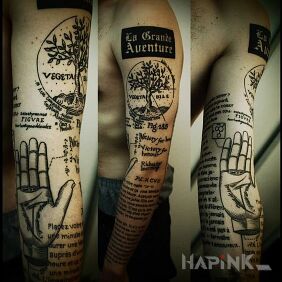 Tattoo Manuscript on the upper arm motif: lettering style: engravings / gravure