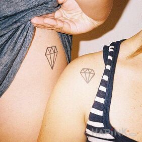 Tattoo Diamonds on the upper arm motif: Love