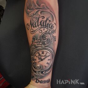 Tattoo Children's names, clock. on the forearm motif: lettering style: realistic