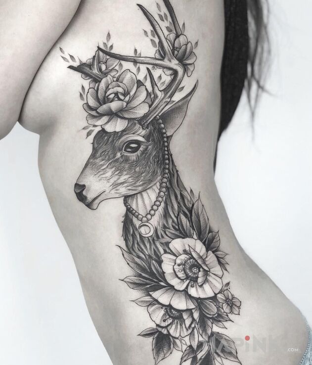 Tattoo Śliczny jelonek in animals motif and graphic / illustrative style on the ribs