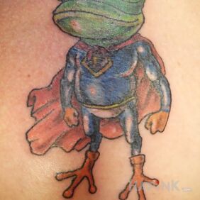 Tattoo Super frog on the upper arm motif: characters