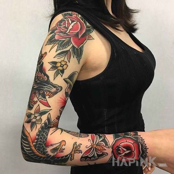 Tattoo Rękaw w nowym stylu in animals motif and oldschool style on the upper arm