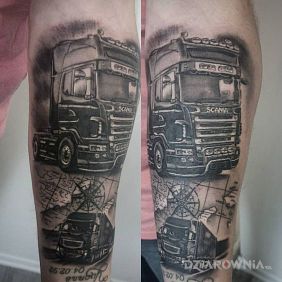 Tatuaż Scania na przedramieniu motyw: 3D styl: realistyczne