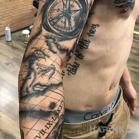 Tattoo Tattoo across the map on the upper arm motif: 3D style: realistic