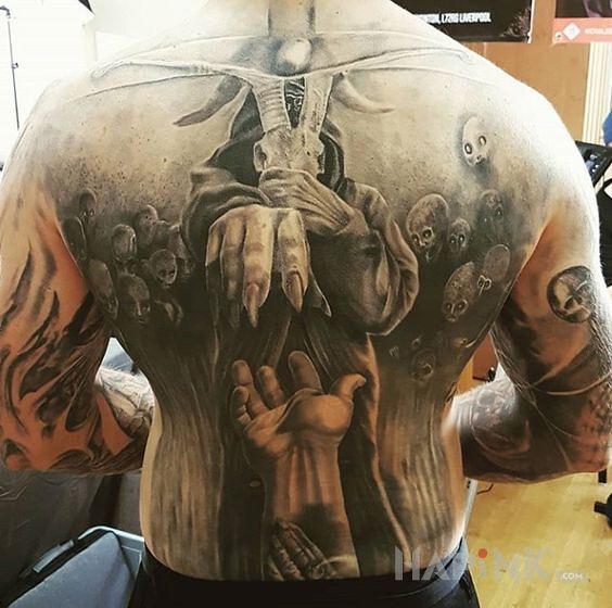 Tattoo Weź mnie za rękę in demons motif and realistic style on the back