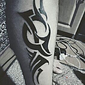 Tattoo Another tribal on the calf style: tribal