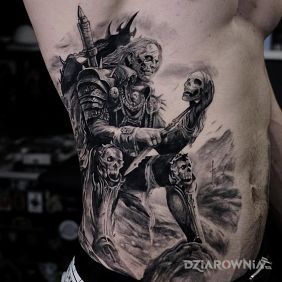 Tatuaż Nekromanta na brzuchu motyw: mroczne styl: realistyczne