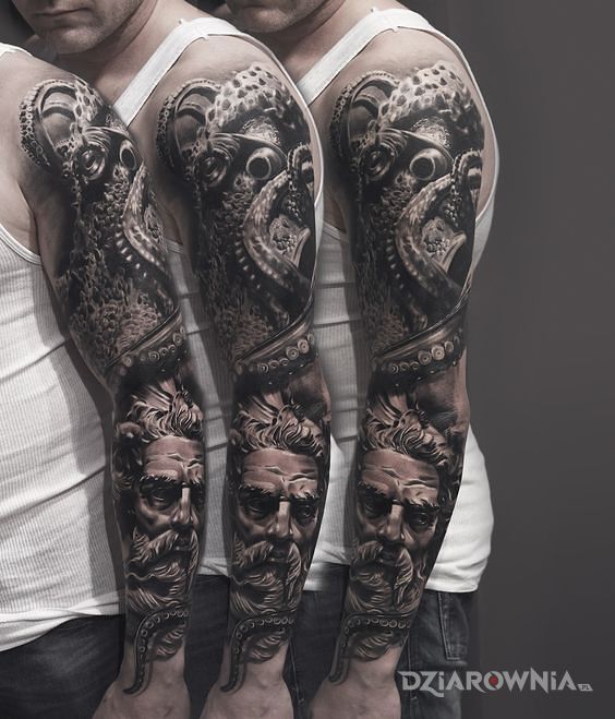 Tatuaż ośmiornica z dziadem w motywie rękawy i stylu realistyczne na ramieniu