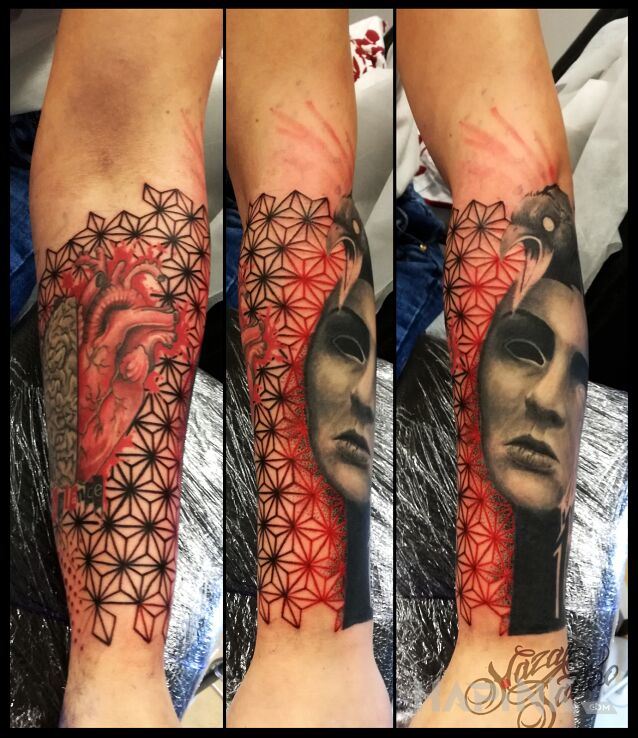 Tattoo Hart in anatomical motif and geometric style on the forearm