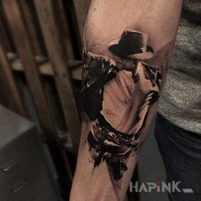 Tattoo Michael Jackson on the forearm motif: characters