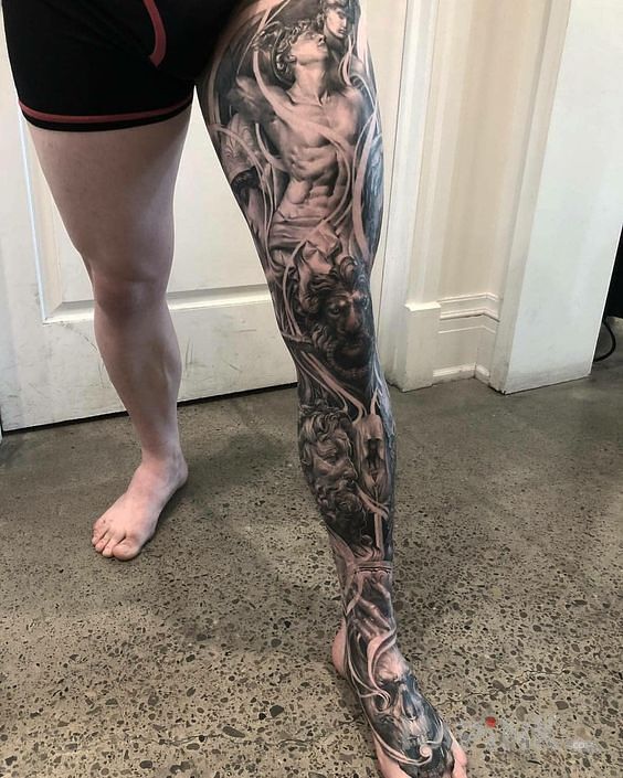 Tattoo Rękaw na nodze in animals motif and realistic style on the calf