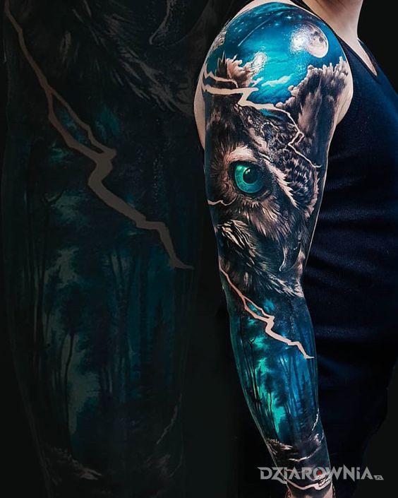 Tatuaż niebieska sowa w motywie rękawy i stylu realistyczne na przedramieniu