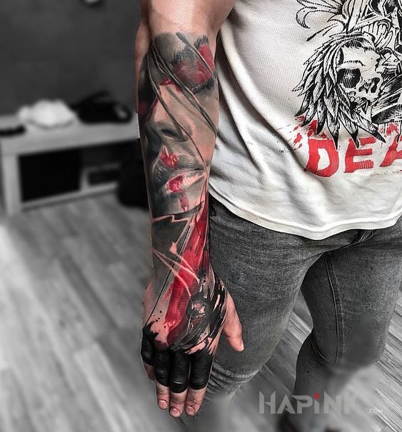 Tattoo Twarzowa trash polka in 3D motif and trash polka style on the fingers