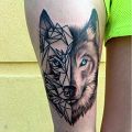 Wycena tatuażu - Wycena tatuażu wilka - pół geometryczny