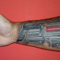 Pomysł na tatuaż - Pomysł na tatuaż na bicepsie biomechanika