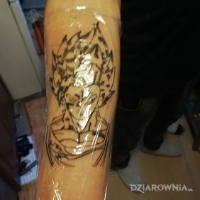Tatuaż Dragon Ball na przedramieniu motyw: postacie styl: kontury / linework