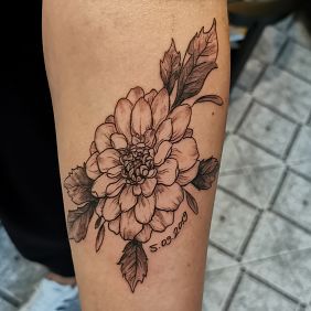 Tattoo Flowers on the forearm motif: flowers style: graphic / illustrative