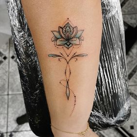 Tattoo Flower on the forearm motif: flowers style: graphic / illustrative