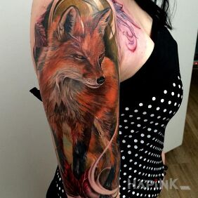 Tattoo Red fox on the upper arm motif: animals