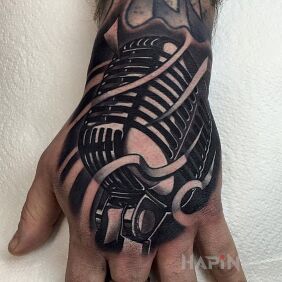 Tattoo Majk on the hand motif: other