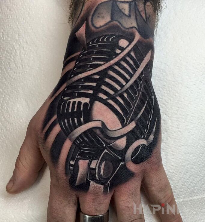 Tattoo Majk in other motif on the hand