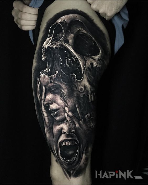 Tattoo Krzyk i śmierć in faces motif and realistic style on the leg