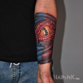 Tattoo 1/4 hand, full fill on the forearm motif: ripped skin style: graphic / illustrative