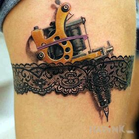 Tattoo Machine on the leg motif: 3D