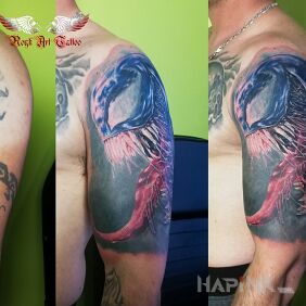 Tattoo Coverek and a cult figure :-D on the upper arm motif: cover-up style: realistic