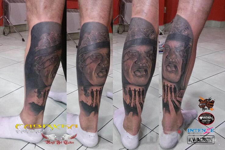 Tattoo Filmowo :) in 3D motif and realistic style on the calf