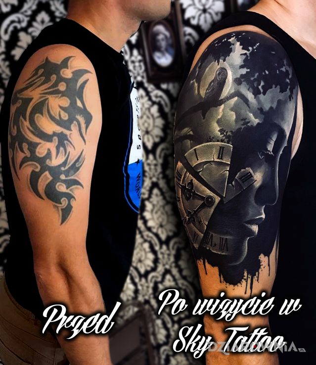 Tatuaż niesamowity cover w motywie cover up i stylu realistyczne na ramieniu