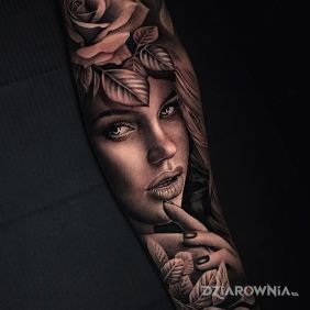 Tatuaż Twarz dziewczyny na przedramieniu motyw: 3D styl: realistyczne