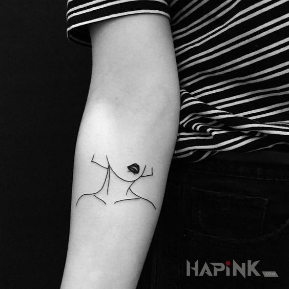 Tattoo Kontury in other motif and minimalistic style on the forearm
