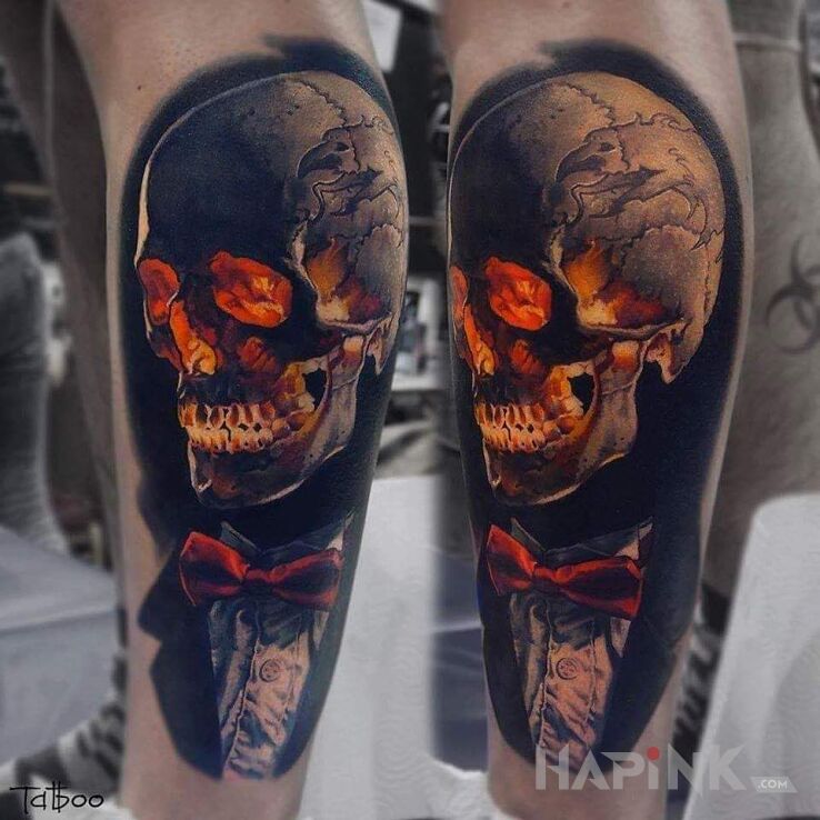 Tattoo Dżentelmen in black and gray motif and realistic style on the calf