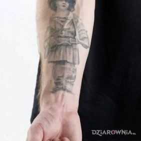 Tatuaż Mlody powstaniec na przedramieniu motyw: patriotyczne