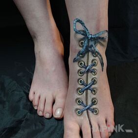 Tattoo Laces on the foot motif: 3D