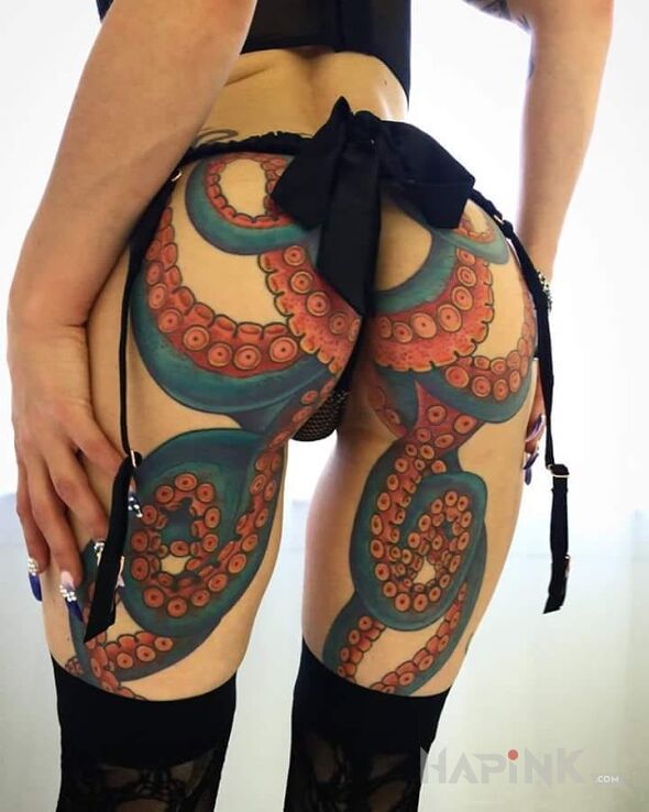 Tattoo Osmiornica :) in colorful motif and graphic / illustrative style on the leg