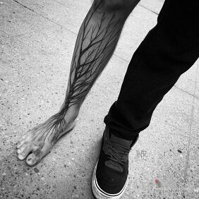 Tattoo Tree on the leg motif: other