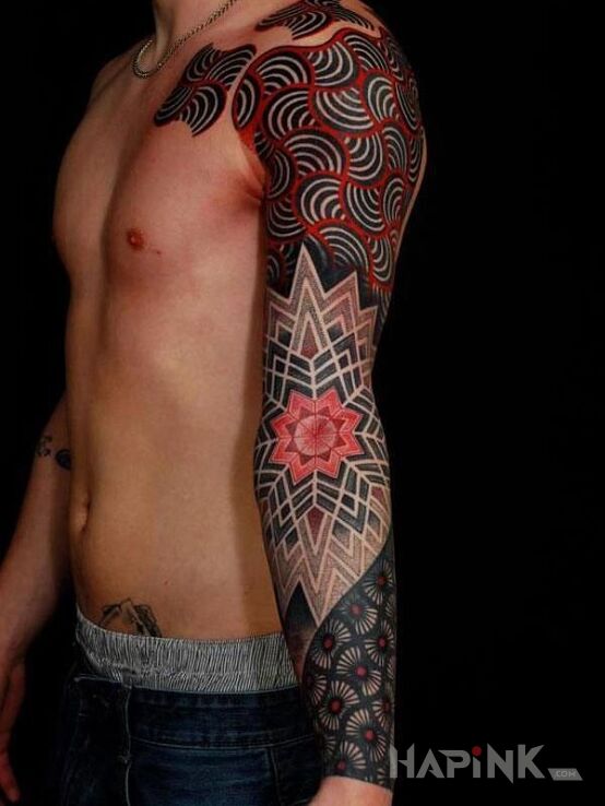 Tattoo Rękaw z różnych figur in sleeves motif on the forearm