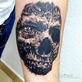 Tattoo Czaszunia on the forearm motif: dark style: realistic