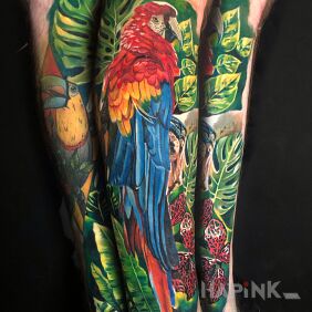 Tattoo Captain jack - parrot on the calf motif: 3D style: realistic