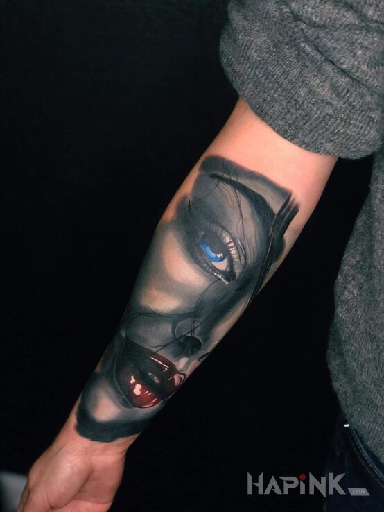 Tattoo Usta :) in 3D motif and realistic style on the forearm