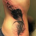 Pomysł na tatuaż - Tatuaż na boku brzucha , żebrach