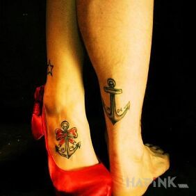 Tattoo Anchors on the leg motif: Love
