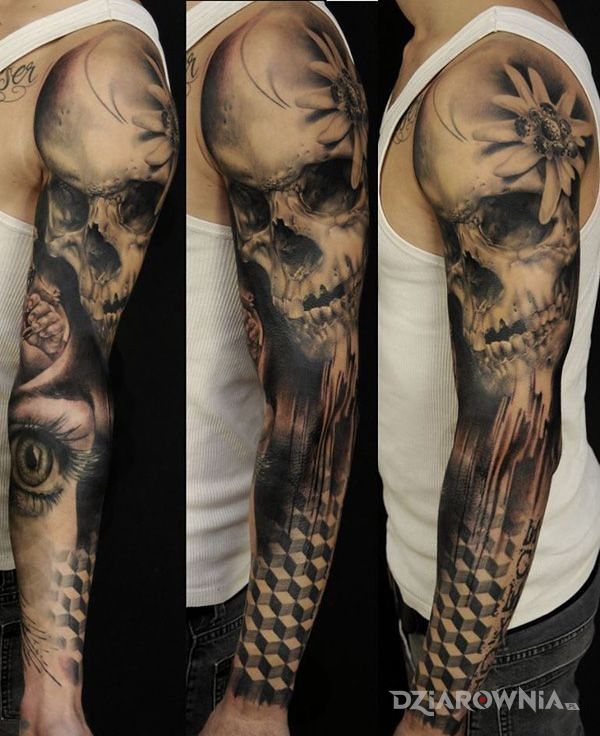 Tatuaż czaszka z kwiatkiem w motywie rękawy i stylu geometryczne na ramieniu