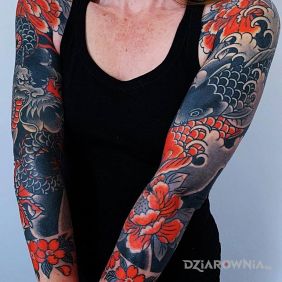 Tatuaż Dwa rękawy po japońsku na przedramieniu motyw: zwierzęta styl: japońskie / irezumi